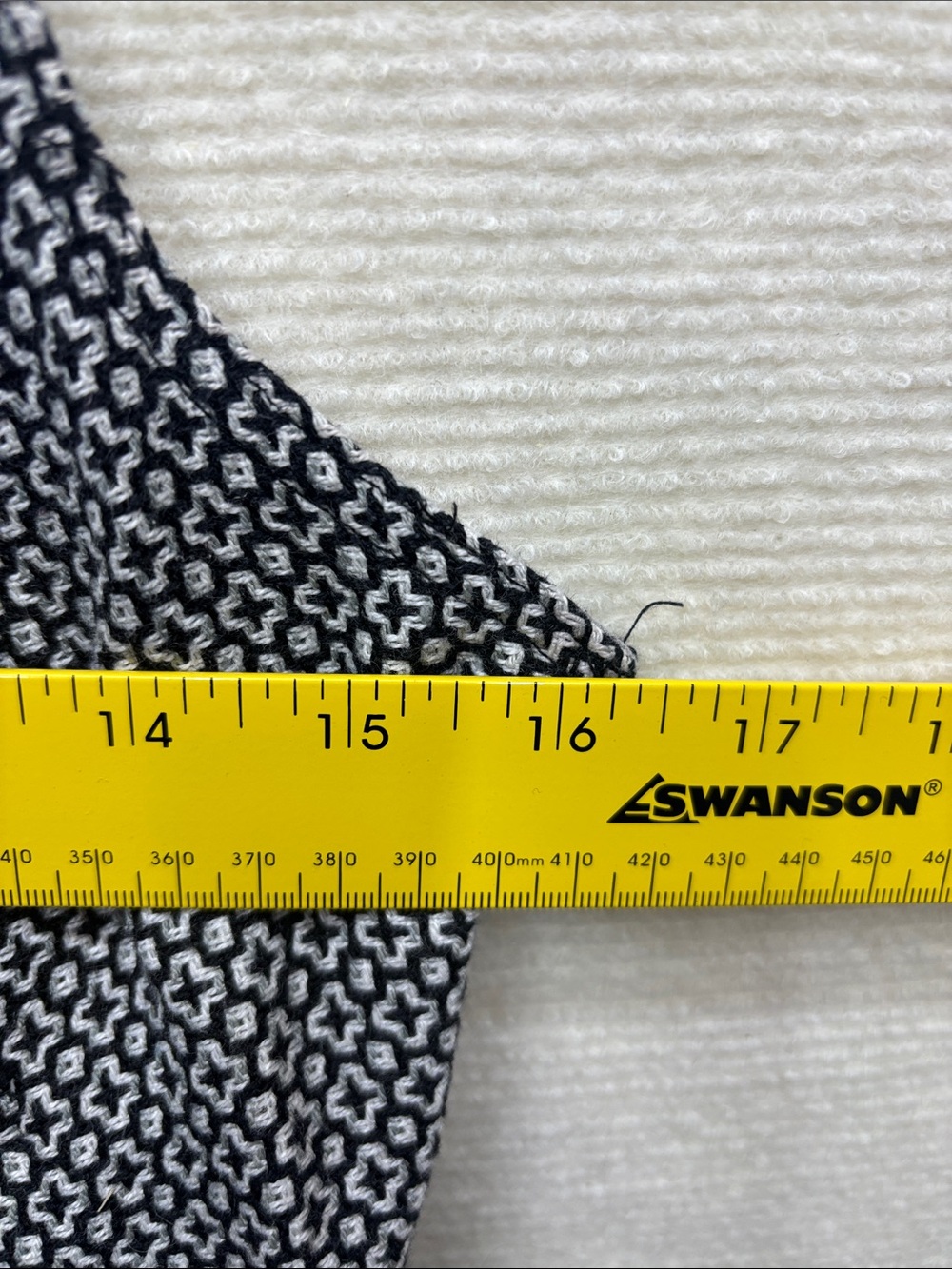 Jolt vintage Black & White Patterned Vest large - Picture 7 of 7
